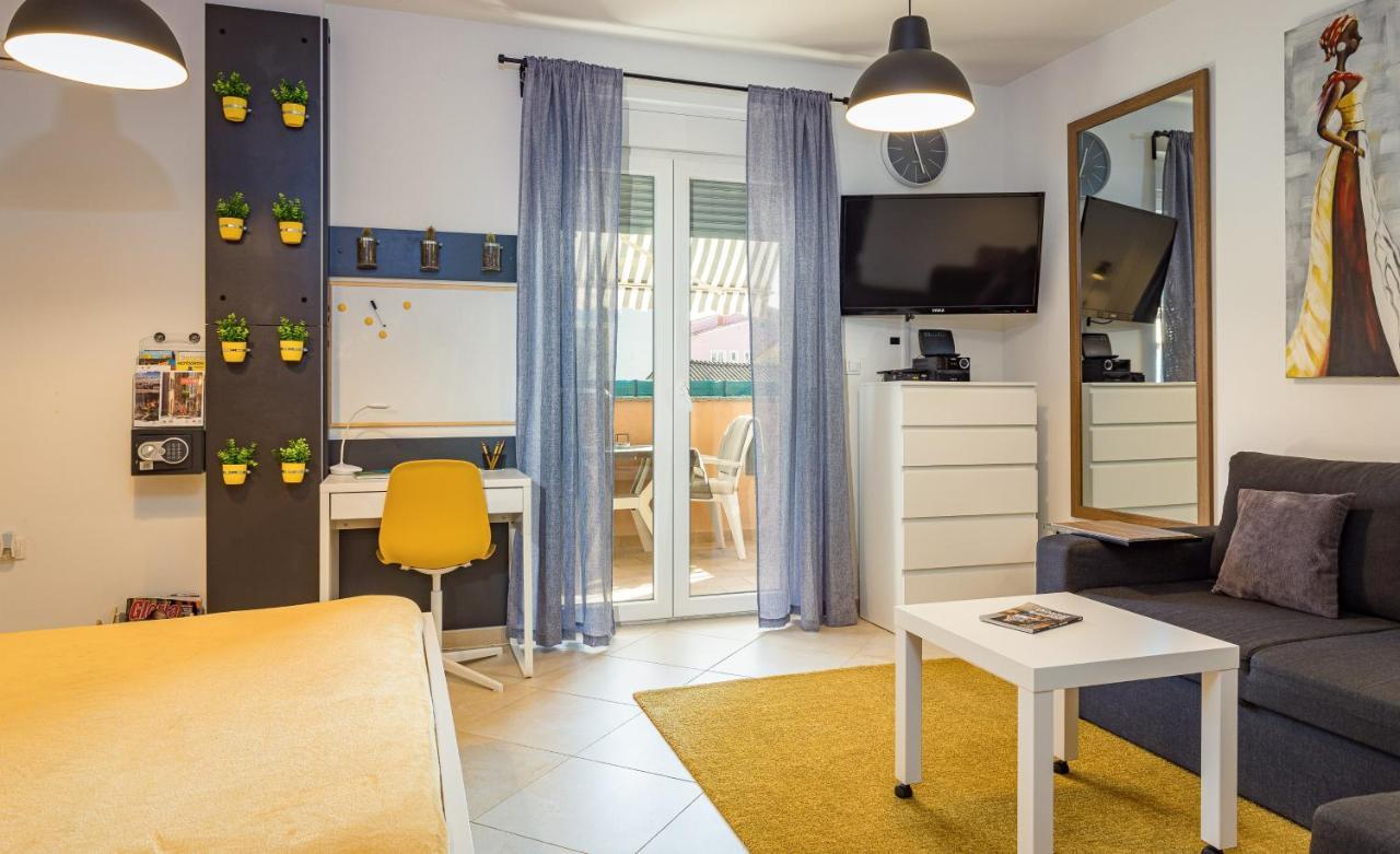 Studio Vita Julija PUY Exterior foto