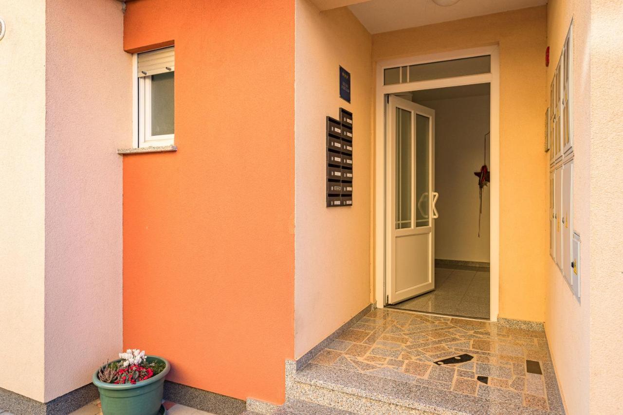 Studio Vita Julija PUY Exterior foto